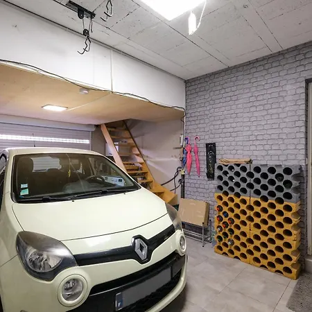 Feriehus Le Logis De - Maison Climatisee Piscine *