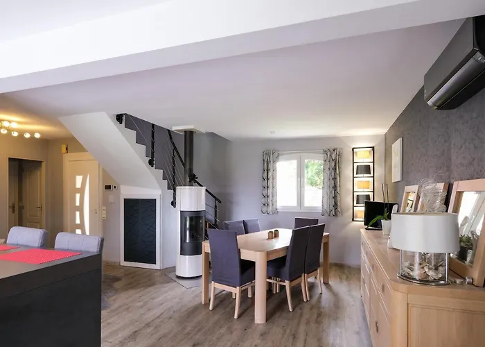 Le Logis De - Maison Climatisee Piscine Holiday home